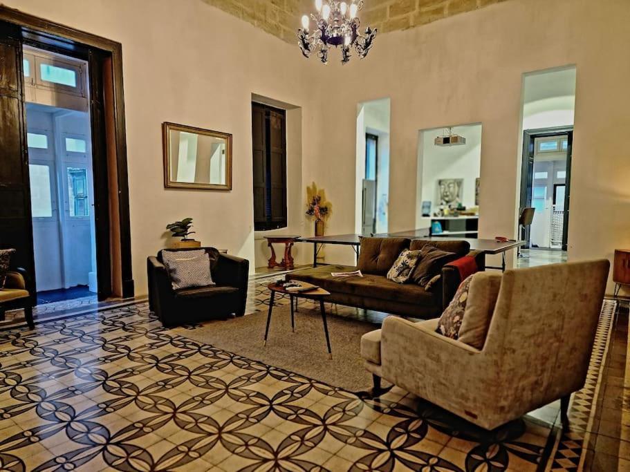 Grand House Of Character Valletta Il-Furjana Extérieur photo